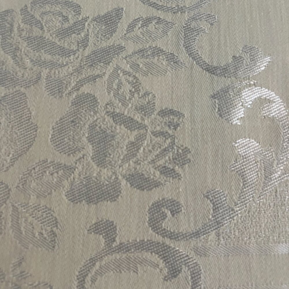 Yellow Damask Tablecloth - Picture 2 of 8